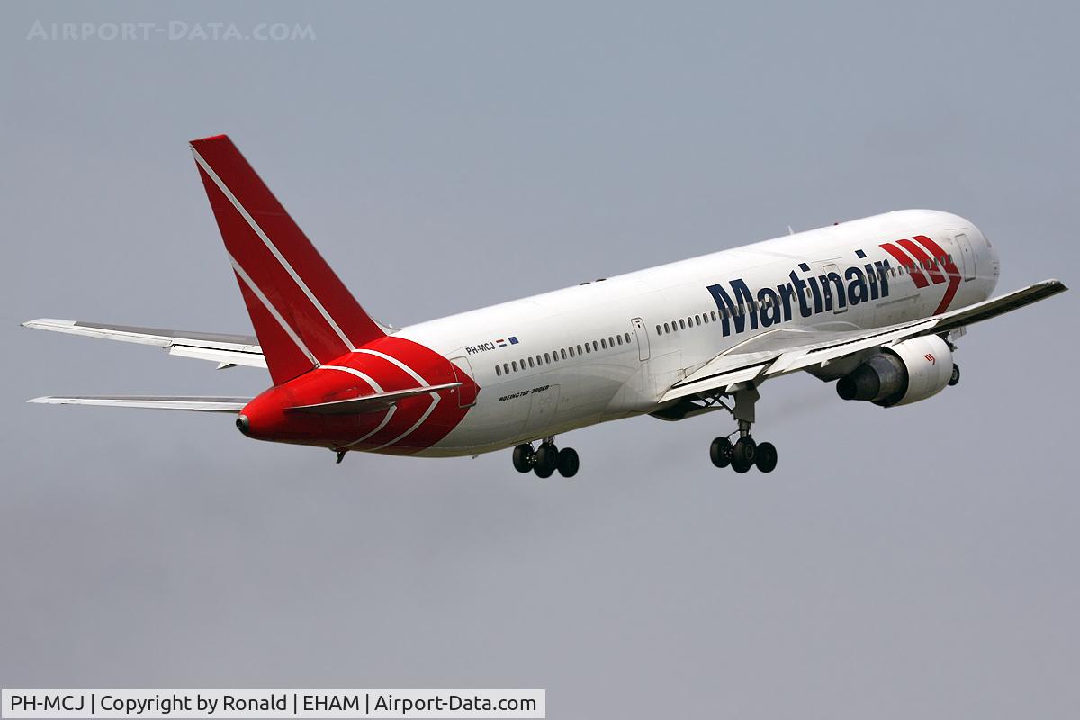 PH-MCJ, 1993 Boeing 767-33A C/N 25535, at spl