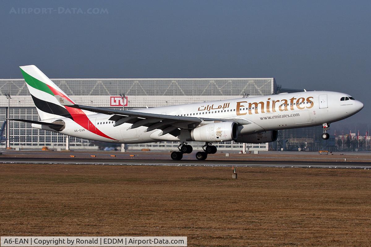 A6-EAN, 2002 Airbus A330-243 C/N 494, at munchen