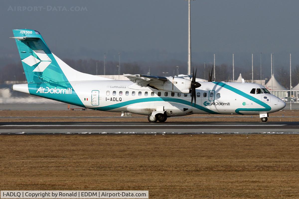 I-ADLQ, 2000 ATR 42-500 C/N 606, at munchen
