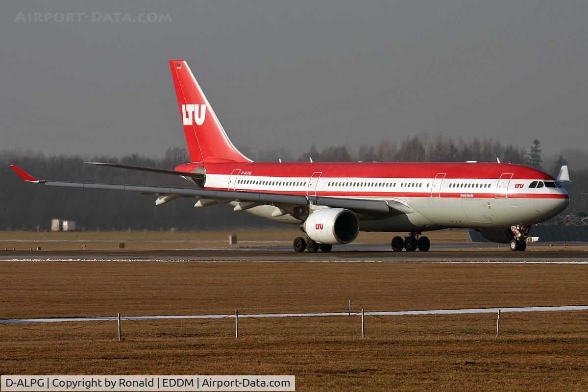 D-ALPG, 2002 Airbus A330-223 C/N 493, at munchen