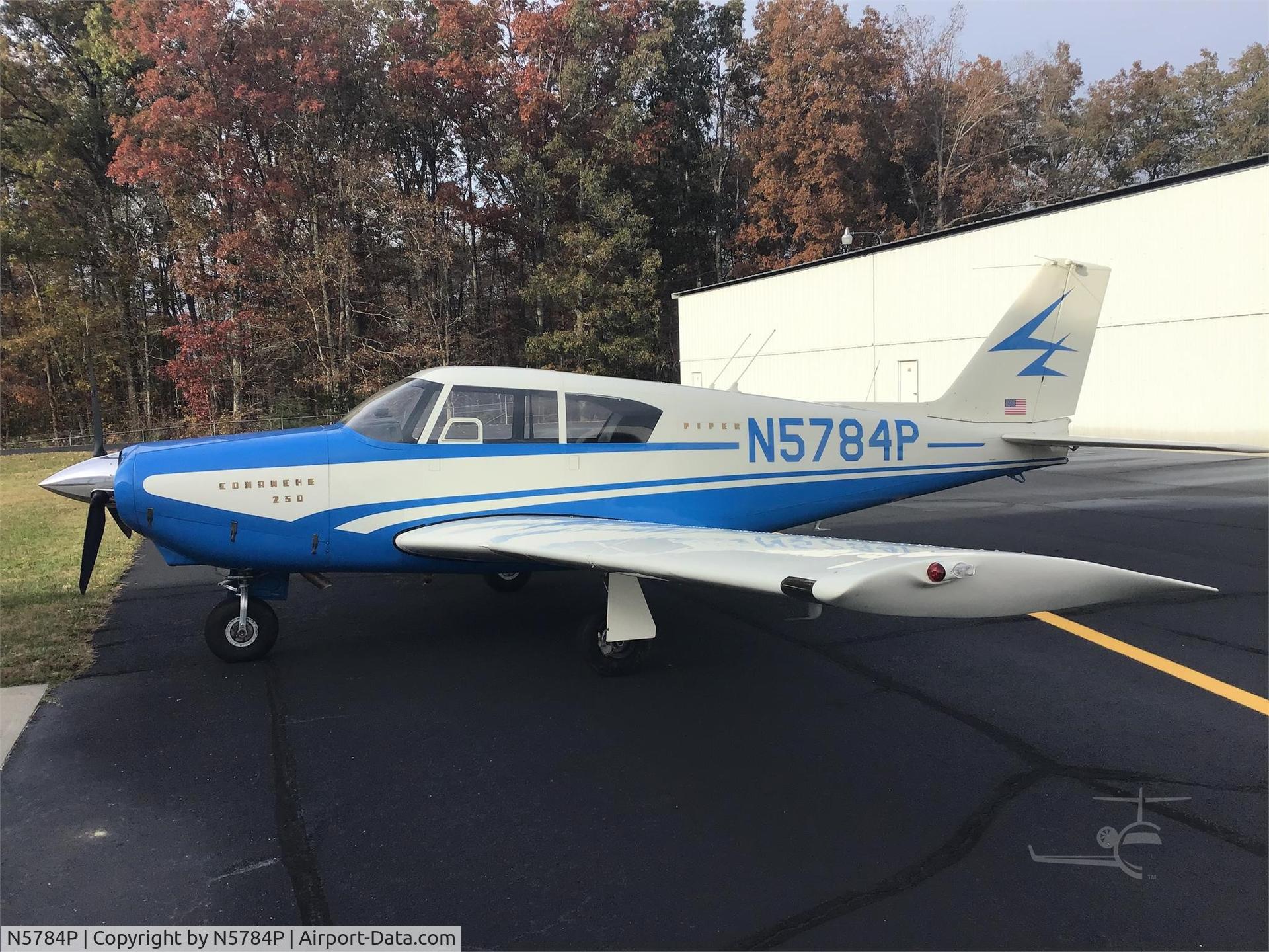 N5784P, 1959 Piper PA-24-250 Comanche C/N 24-863, 1959 Piper PA-24-250