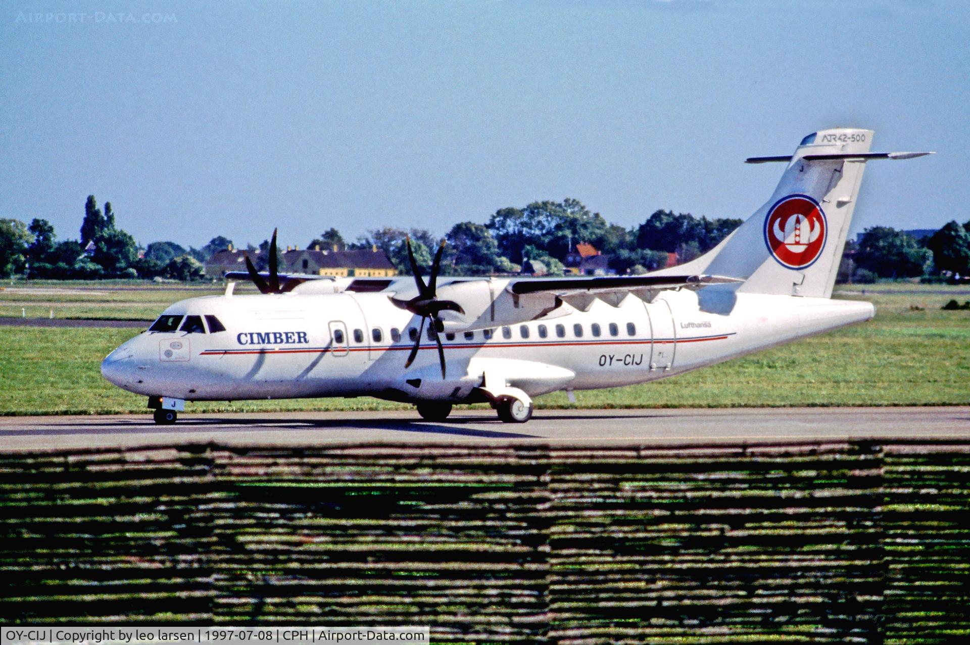 OY-CIJ, 1996 ATR 42-500 C/N 497, Copenhagen 8.7.1997