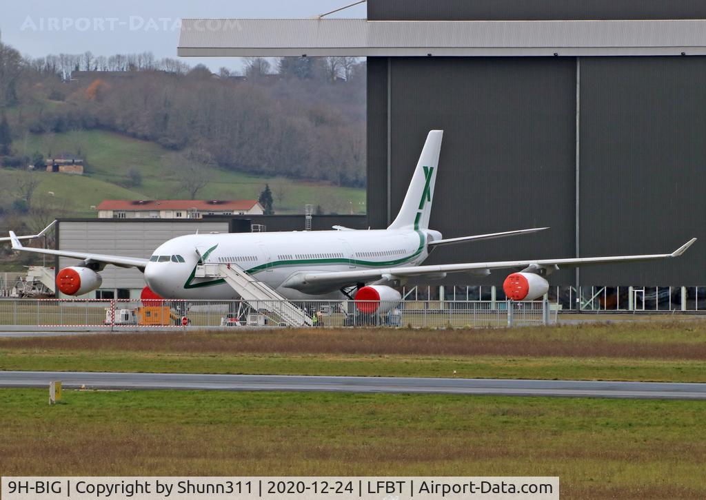 9H-BIG, 2000 Airbus A340-313 C/N 374, Parked...