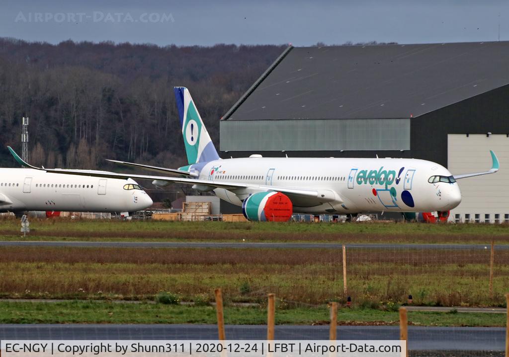 EC-NGY, 2019 Airbus A350-941 C/N 400, Parked...