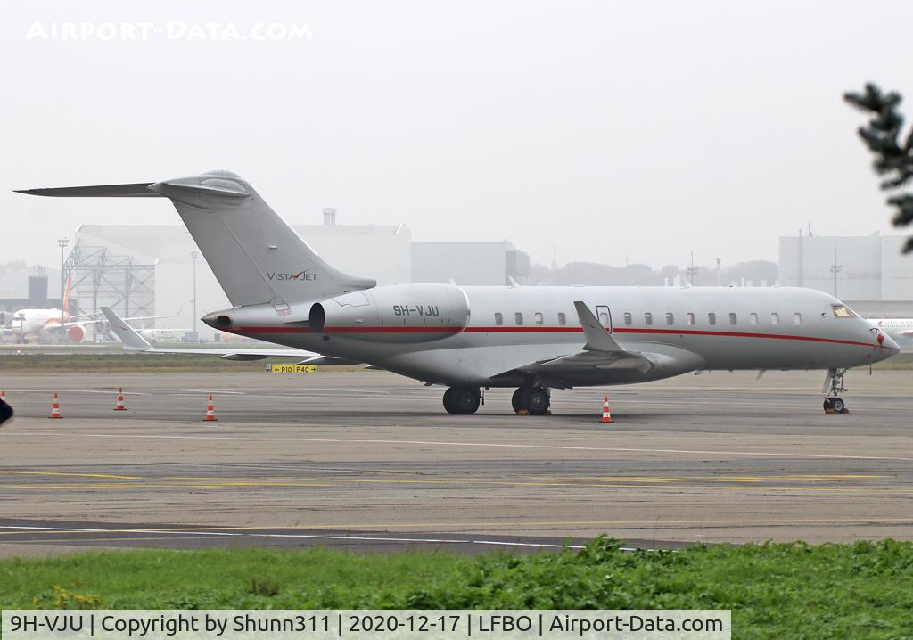 9H-VJU, 2015 Bombardier BD-700-1A10 Global 6000 C/N 9724, Parjed at the General Aviation area...