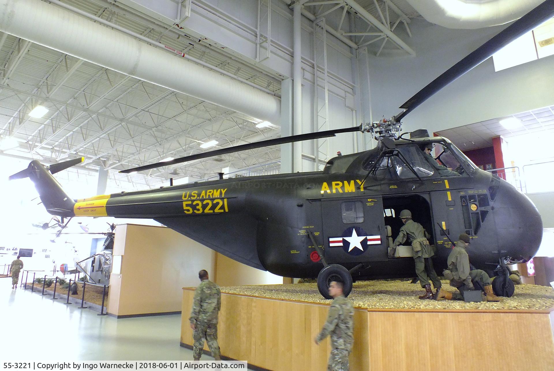 55-3221, 1955 Sikorsky H-19D-SI Chickasaw C/N 55-970, Sikorsky H-19D-SI Chickasaw at the US Army Aviation Museum, Ft. Rucker