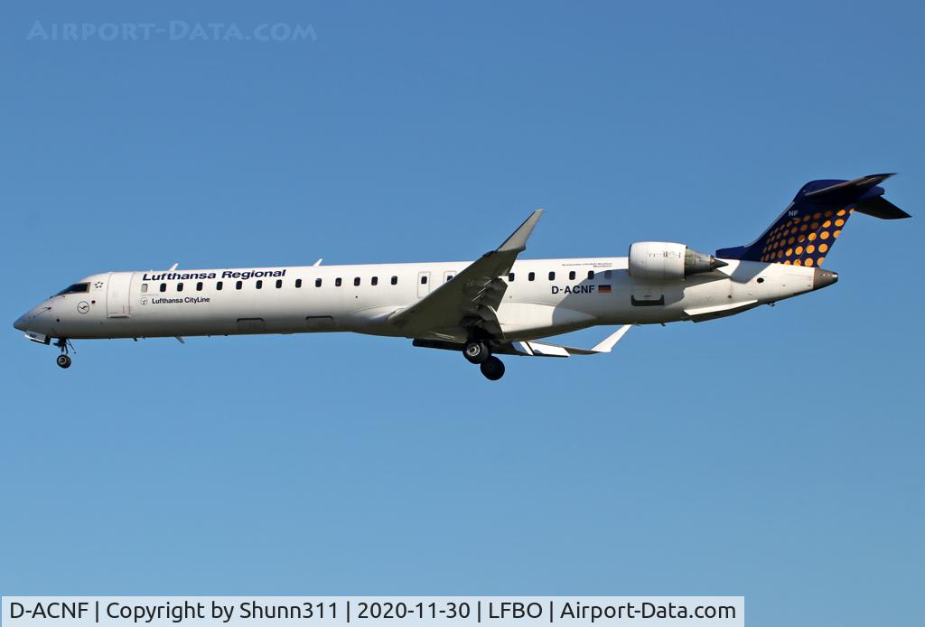 D-ACNF, 2009 Bombardier CRJ-900 (CL-600-2D24) C/N 15243, Landing rwy 32L in basic Eurowings c/s with Lufthansa Regional titles