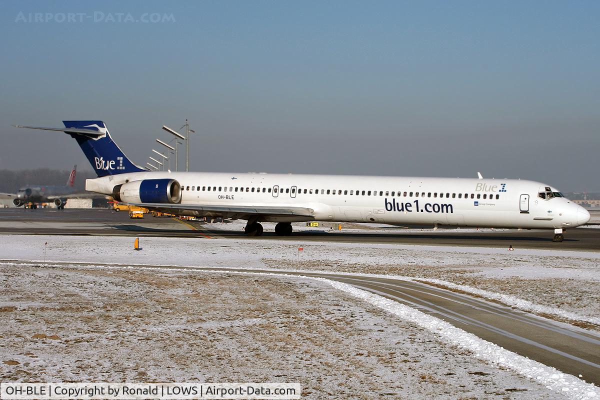 OH-BLE, 1996 McDonnell Douglas MD-90-30 C/N 53457, at salzburg