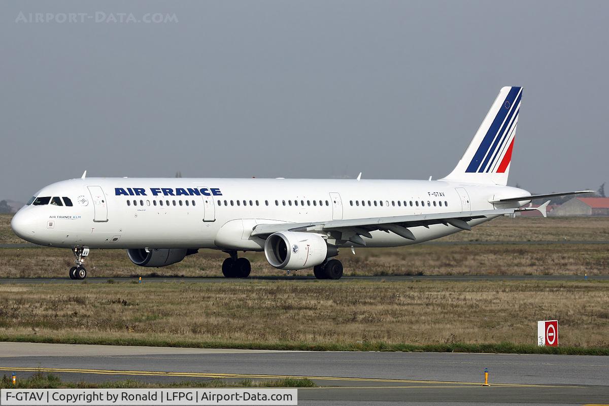 F-GTAV, 2009 Airbus A321-211 C/N 3884, at cdg