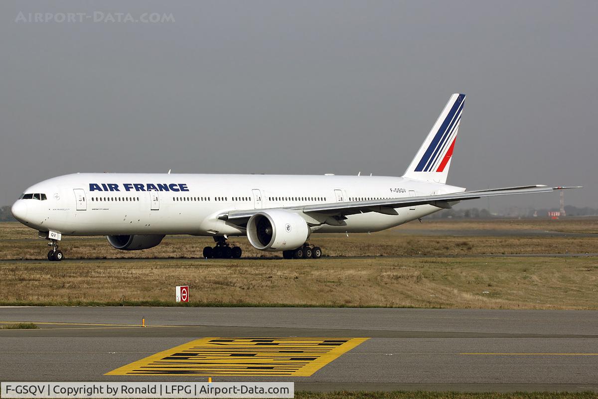 F-GSQV, 2007 Boeing 777-328/ER C/N 32854, at cdg