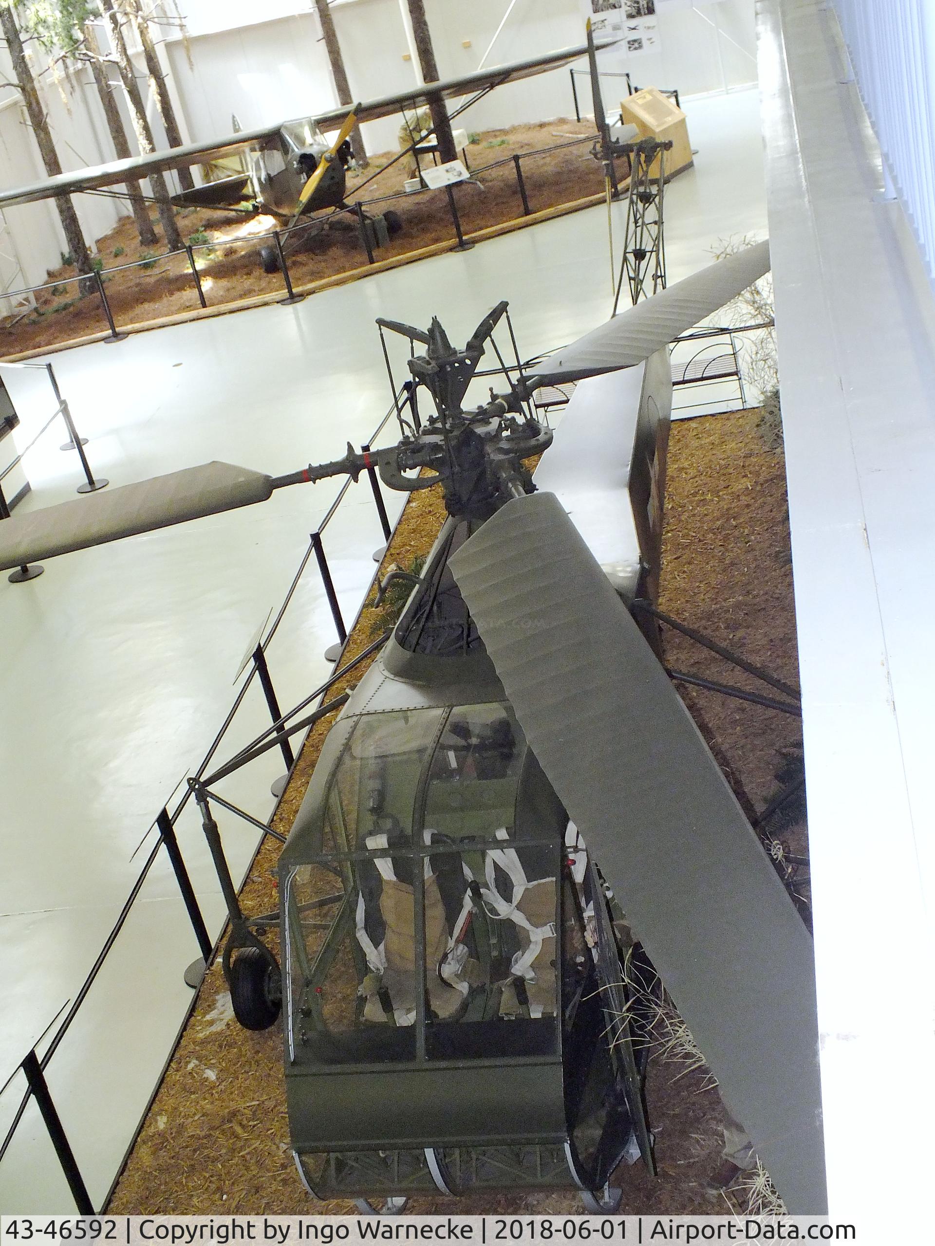 43-46592, 1943 Sikorsky R-4B Hoverfly C/N 136, Sikorsky R-4B Hoverfly at the US Army Aviation Museum, Ft. Rucker