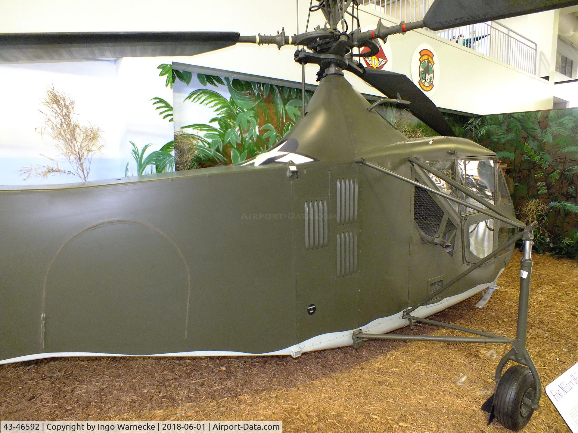 43-46592, 1943 Sikorsky R-4B Hoverfly C/N 136, Sikorsky R-4B Hoverfly at the US Army Aviation Museum, Ft. Rucker