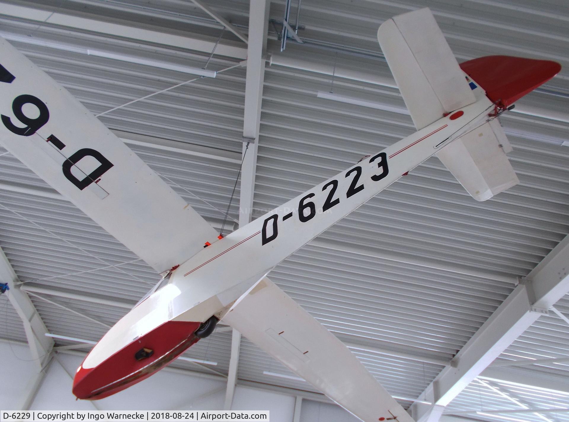 D-6229, Scheibe L-Spatz 55 C/N Not found D-6229, Scheibe L-Spatz 55 (displayed falsely as D-6223) at the Museum für Luftfahrt u. Technik, Wernigerode