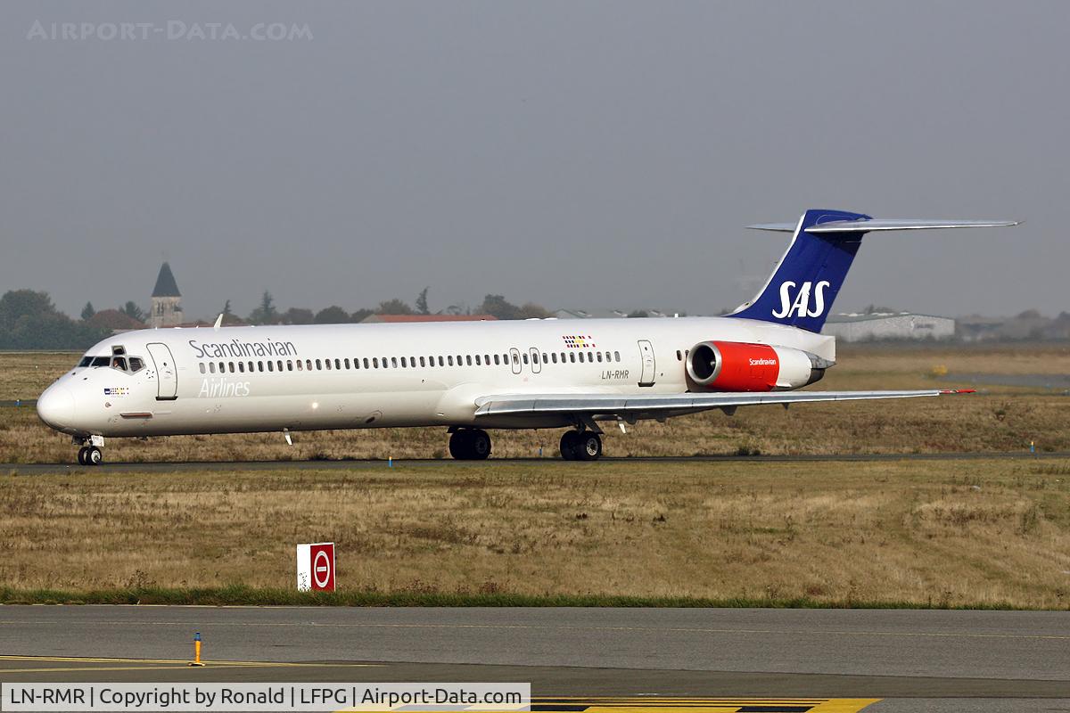 LN-RMR, 1992 McDonnell Douglas MD-81 (DC-9-81) C/N 53365, at cdg