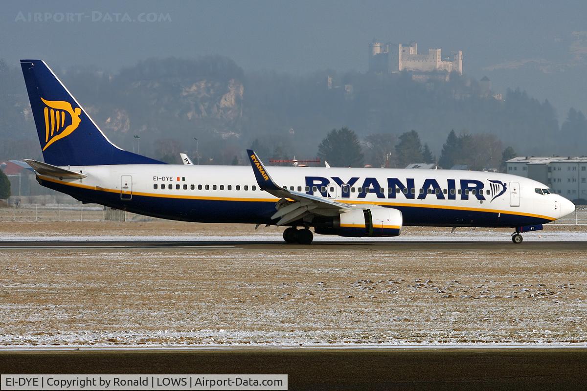 EI-DYE, 2008 Boeing 737-8AS C/N 36568, at salzburg