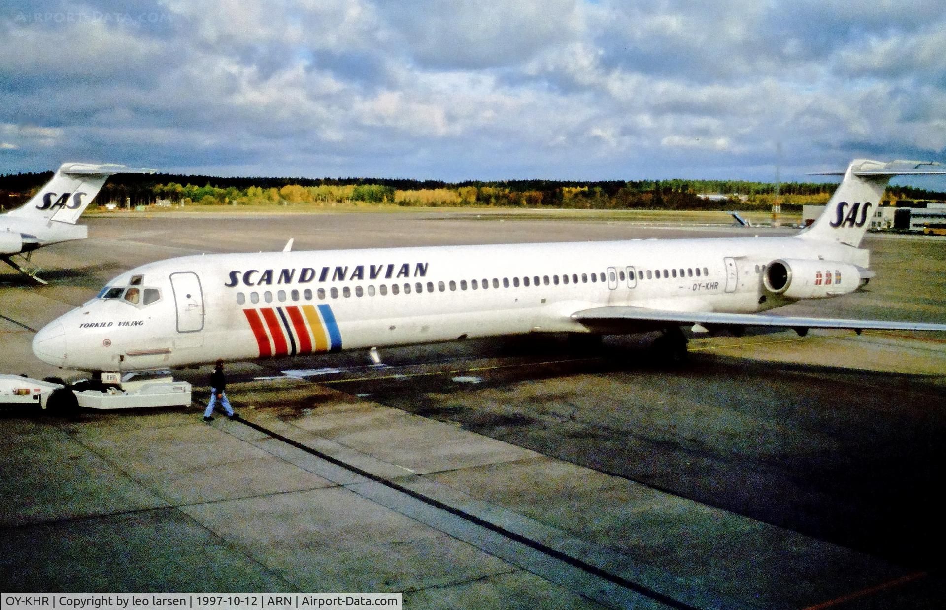 OY-KHR, 1991 McDonnell Douglas MD-81 (DC-9-81) C/N 53275, Stockholm Arlanda 12.10.1997