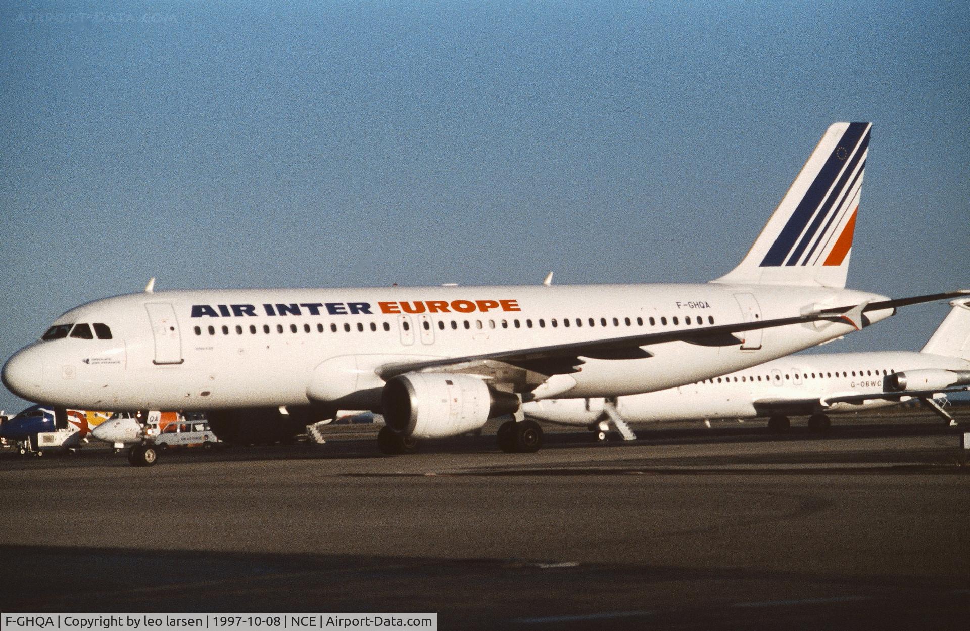 F-GHQA, 1989 Airbus A320-211 C/N 0033, Nice 12.10.1997