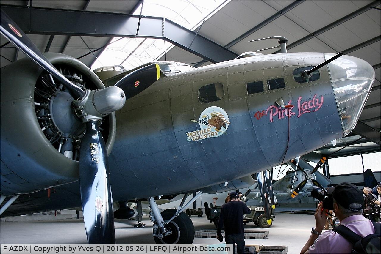 F-AZDX, 1944 Boeing B-17G Flying Fortress C/N 8246, Boeing B-17G Flying Fortress, Static display, La Ferté-Alais airfield (LFFQ) Air show 2012