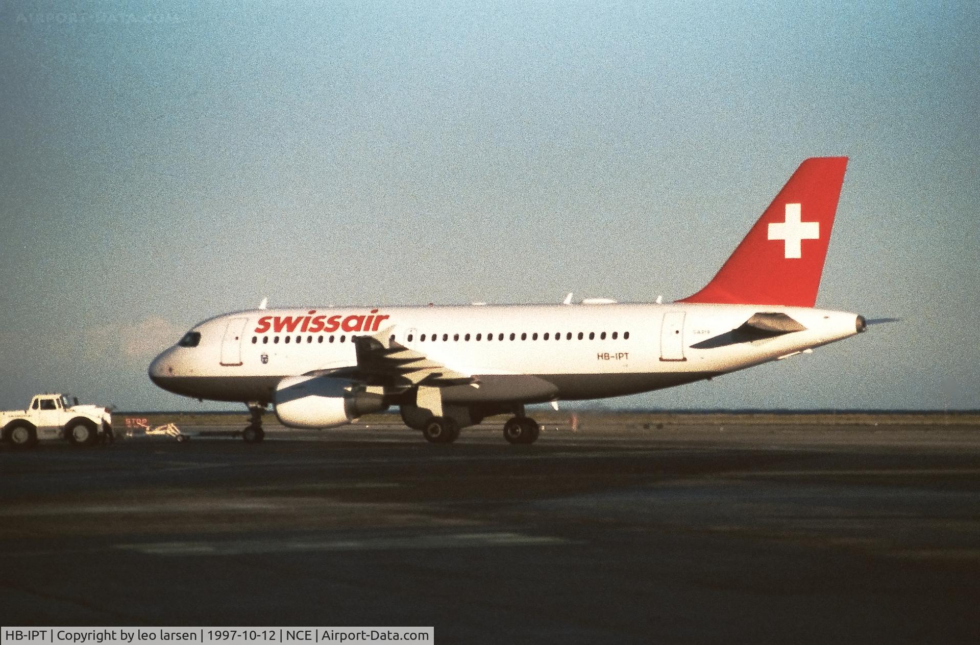 HB-IPT, 1997 Airbus A319-112 C/N 727, Nice 12.10.1997