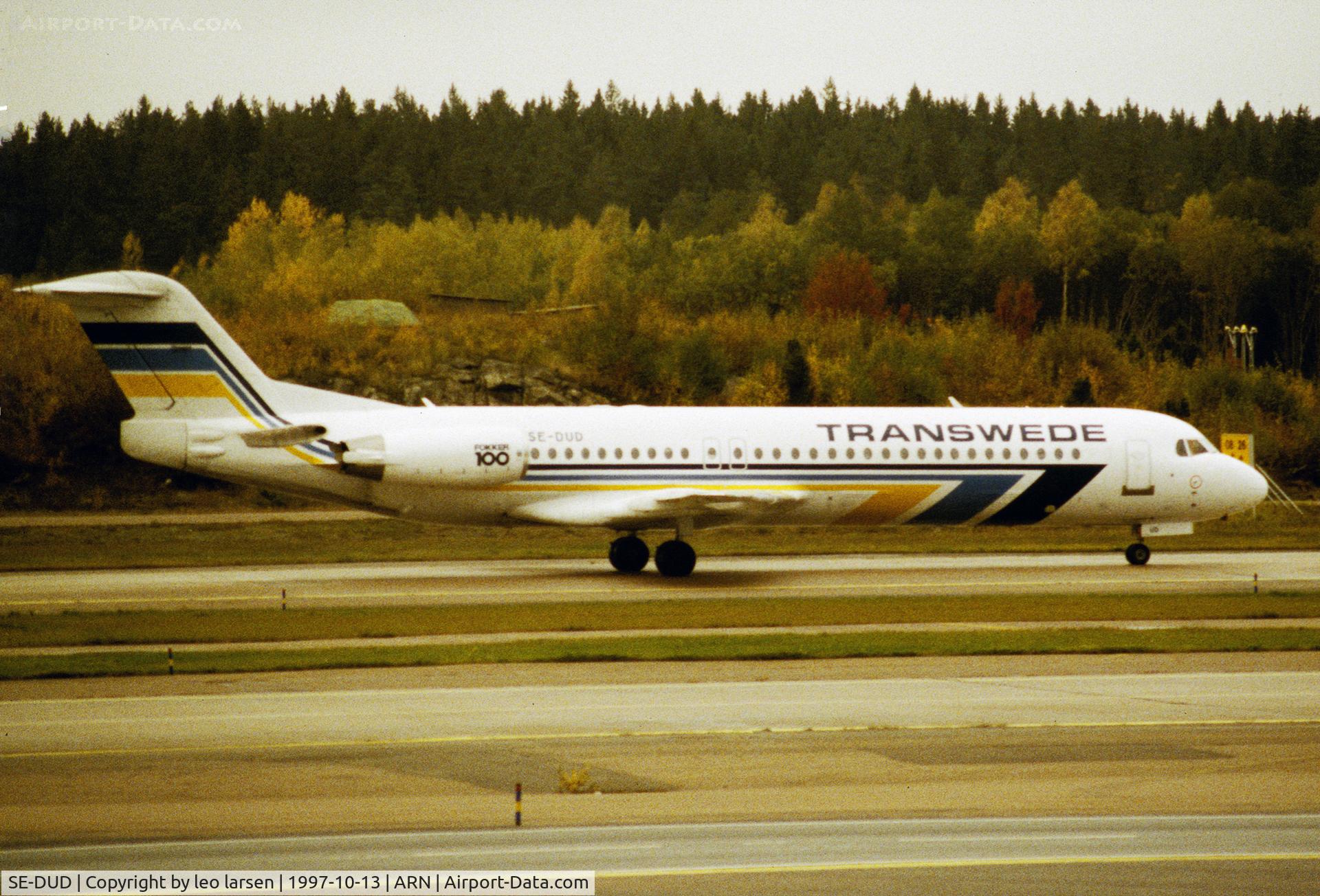 SE-DUD, 1990 Fokker 100 (F-28-0100) C/N 11325, Arlanda 13.10.1997
