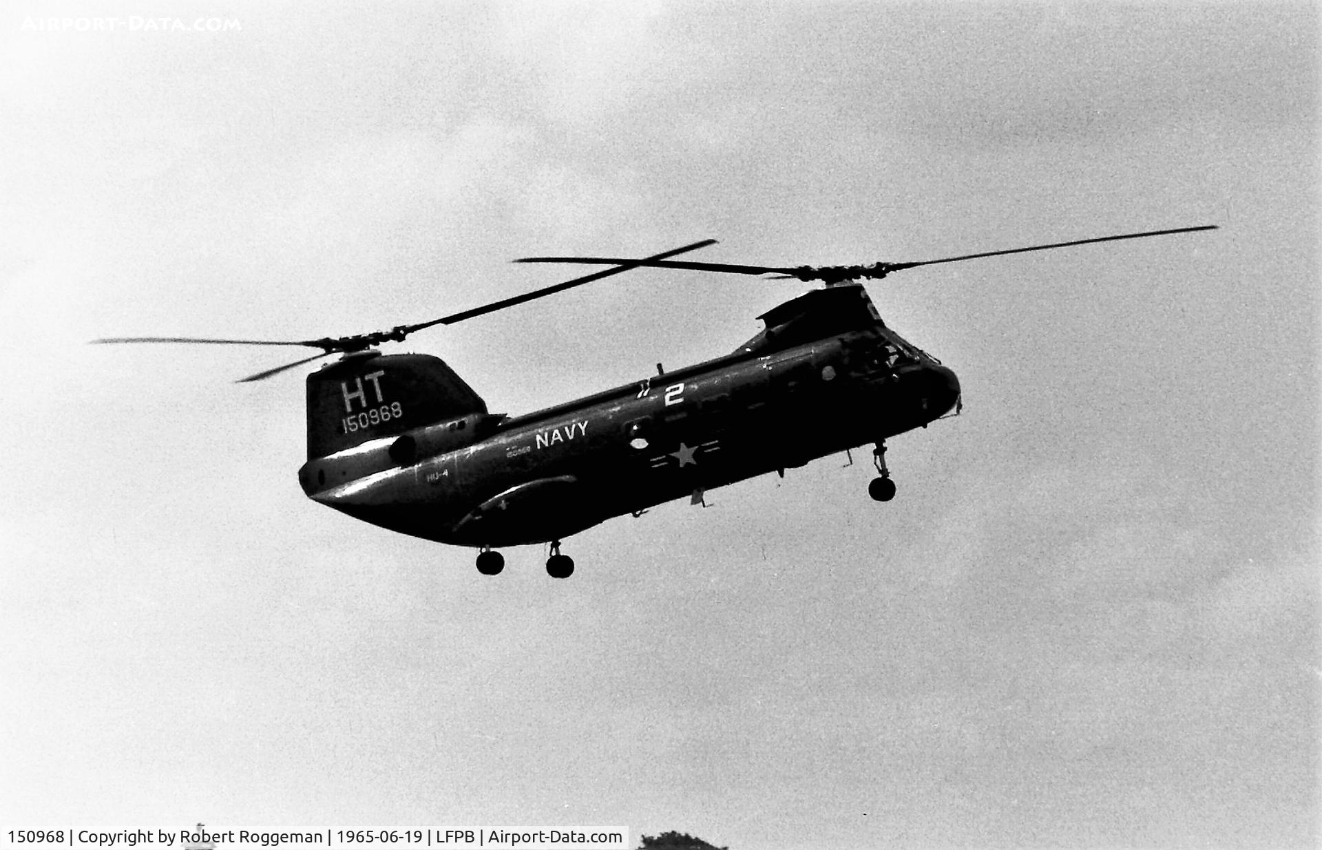 150968, Boeing Vertol HH-46D Sea Knight C/N 2051, PARIS AIRSHOW.USN.HT 2.