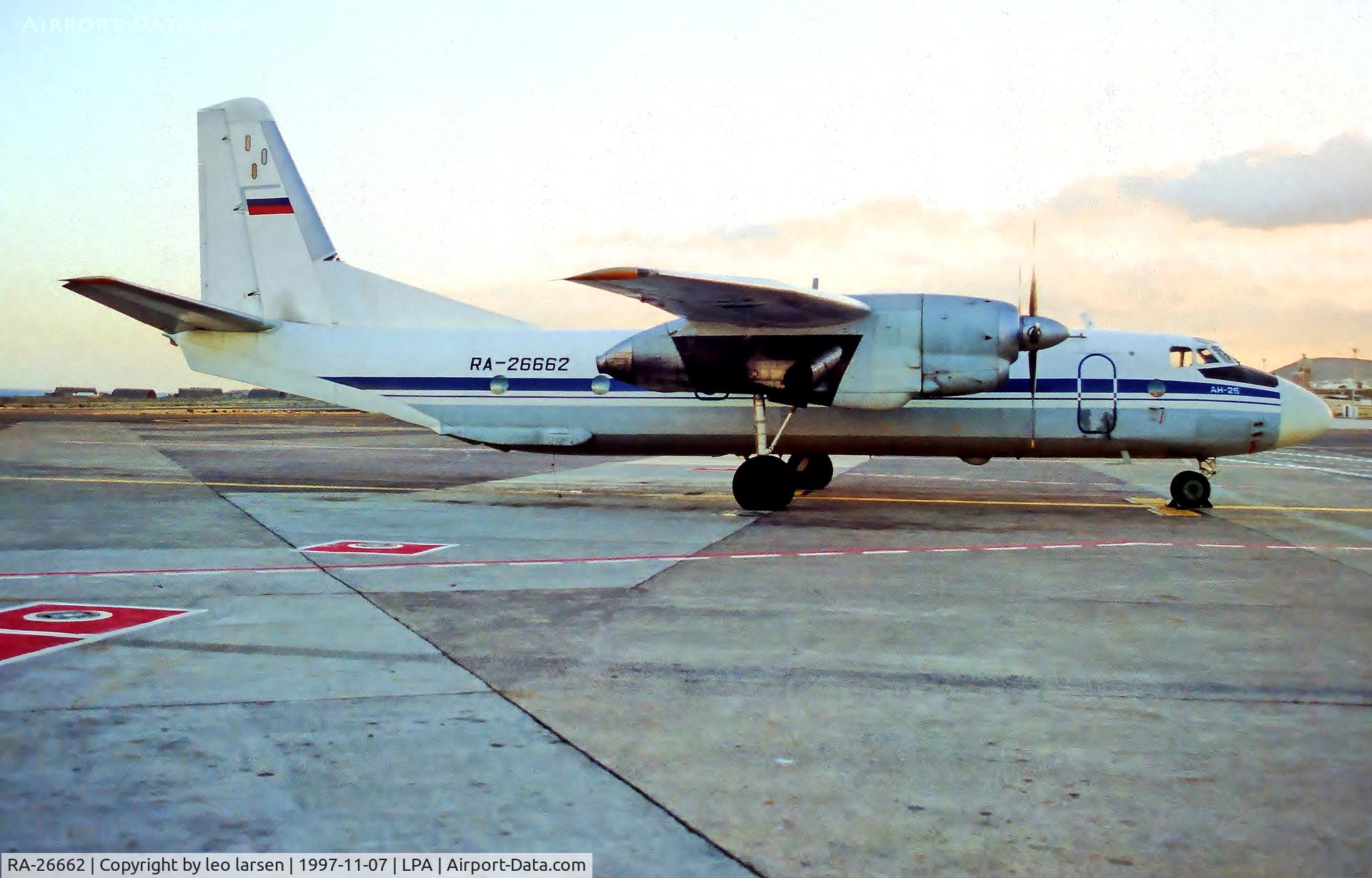 RA-26662, 1979 Antonov An-26 C/N 97308101, Las Palmas 7.11.1997
