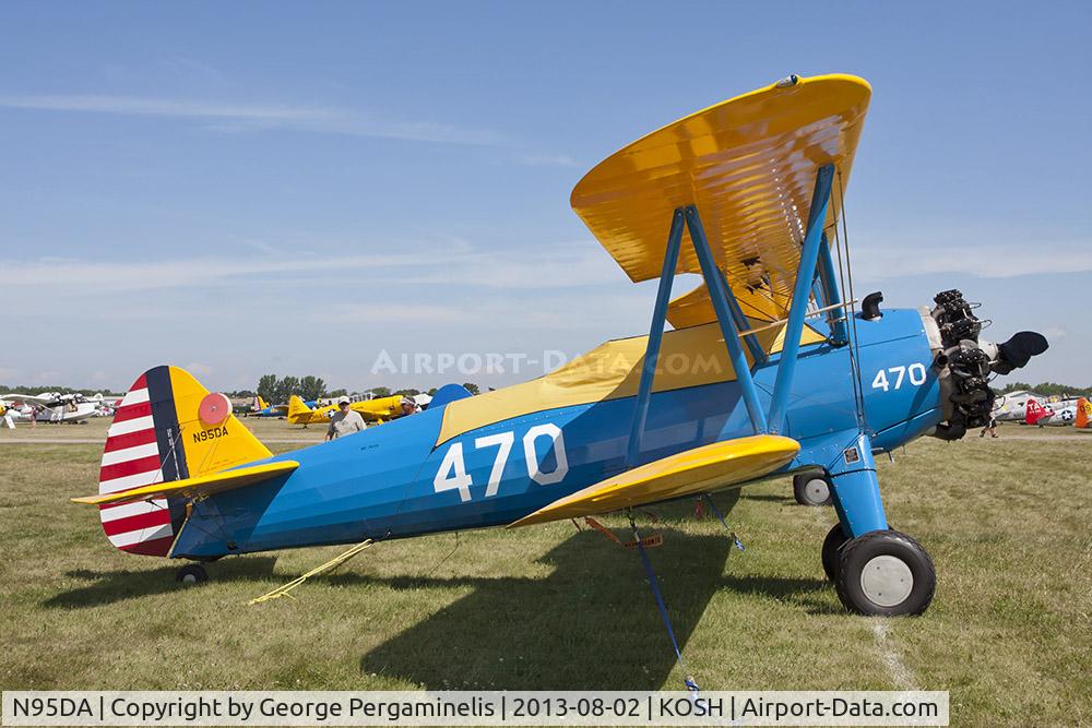 N95DA, 1942 Boeing A75N1 C/N 75-1570, Oshkosh 2013.
