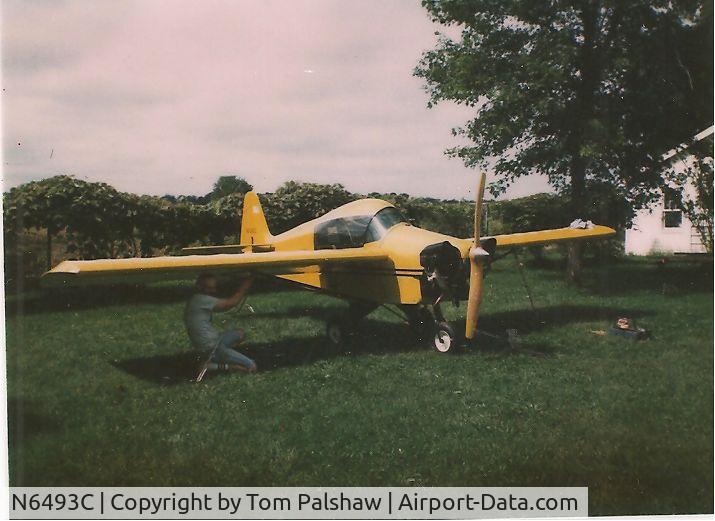 N6493C, Stits SA-6B Flut-r-Bug C/N 108, Photo taken in Ellington Ct. Last known location was Washington State.
