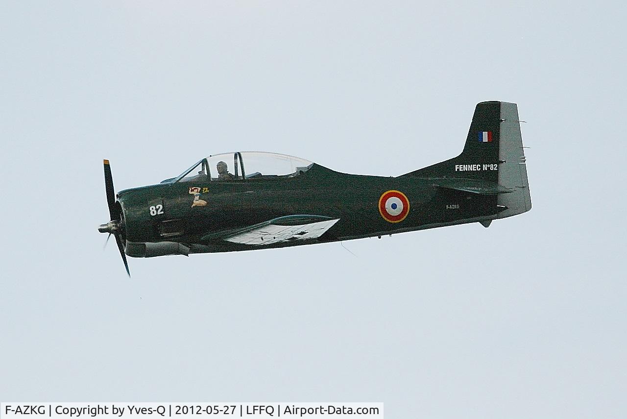 F-AZKG, 1951 North American T-28A Fennec C/N 174-111, North American T-28A Fennec, On display, La Ferté-Alais airfield (LFFQ) Air show 2012