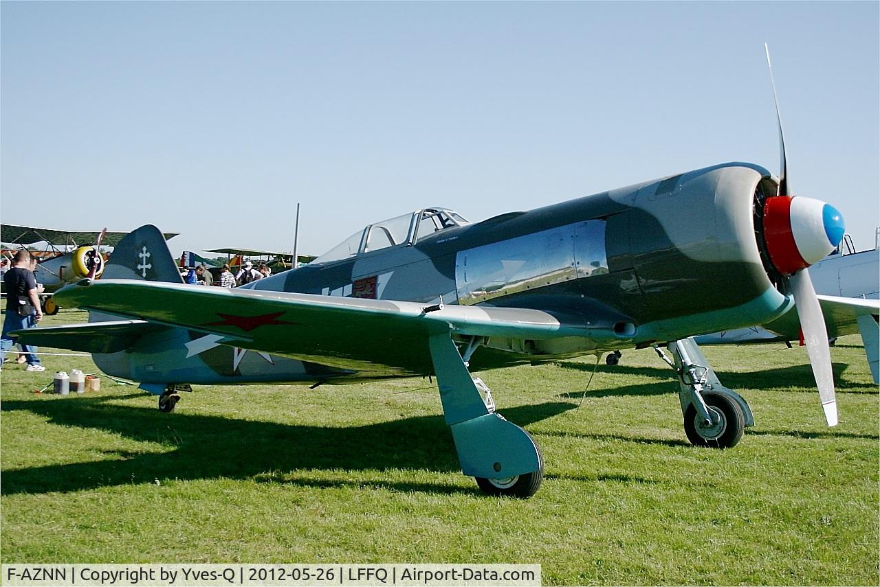 F-AZNN, Yakovlev Yak-11 C/N 25 III/05, Yakovlev YAK-11, Static display, La Ferté-Alais airfield (LFFQ) Airshow 2012