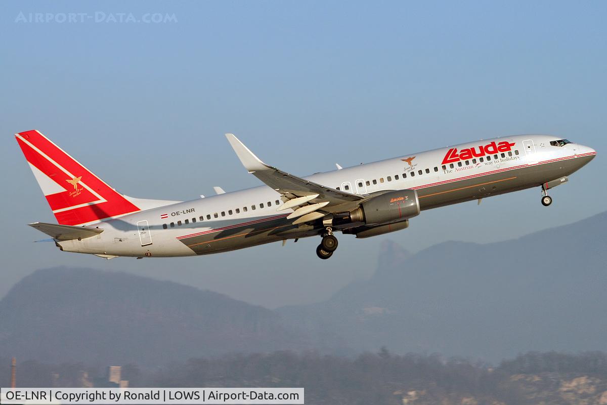 OE-LNR, 2005 Boeing 737-8Z9 C/N 33833, at salzburg