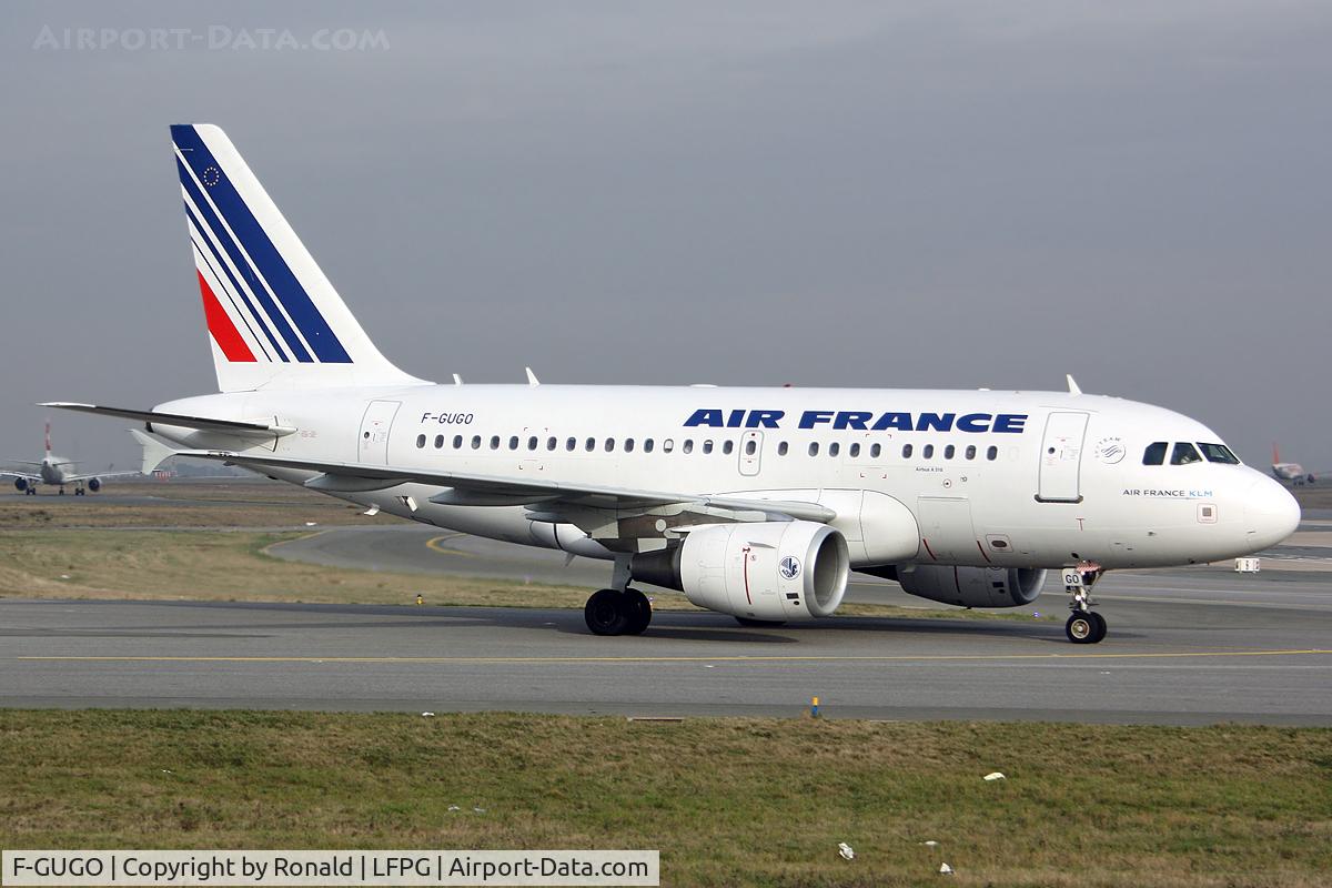F-GUGO, 2006 Airbus A318-111 C/N 2951, at cdg