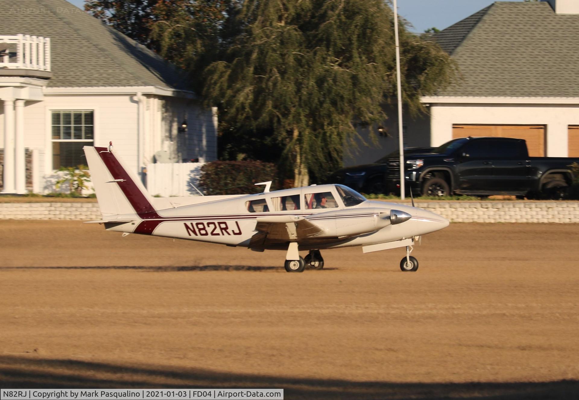 N82RJ, 1966 Piper PA-30 Twin Comanche C/N 30-1049, Piper PA-30