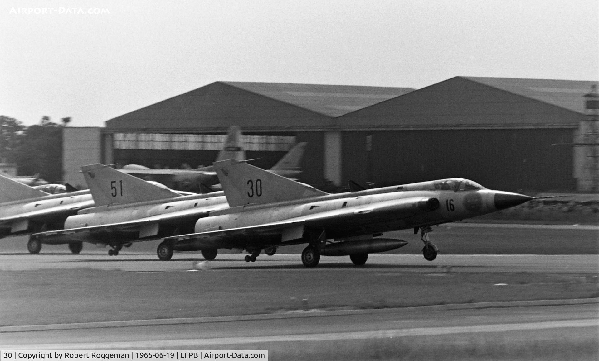 35030, Saab J-35A Draken C/N 35-030, PARIS AIRSHOW.SWEDISH AIR FORCE.16.