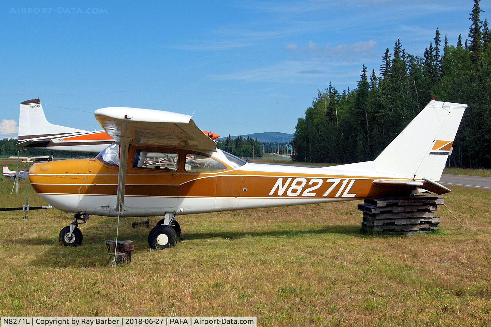 N8271L, 1967 Cessna 172H C/N 17256471, N8271L   Cessna 172H Skyhawk [172-56471] Fairbanks Int'l~N 27/06/2018