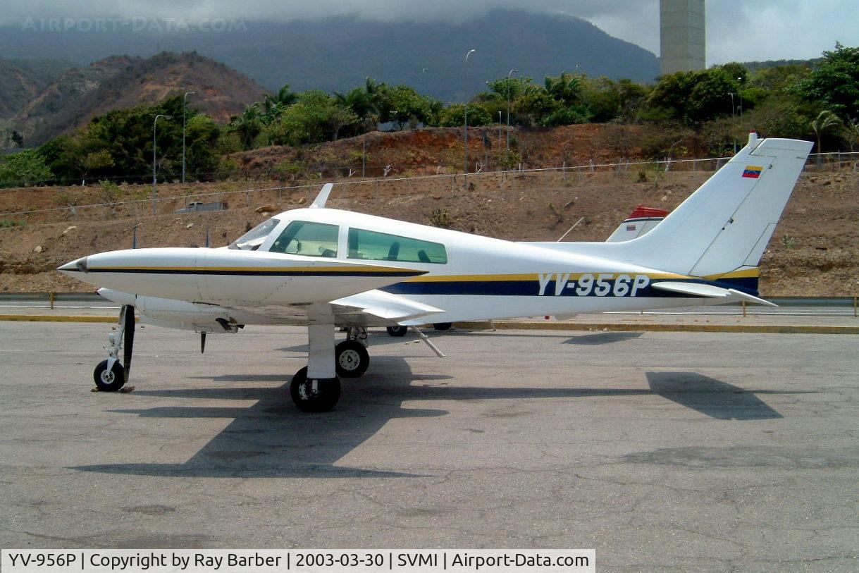 YV-956P, Cessna 310K C/N 310K-0013, YV-956P   Cessna 310K [310K-0013] Caracas-Simon Bolivar Int'l~YV 30/03/2003