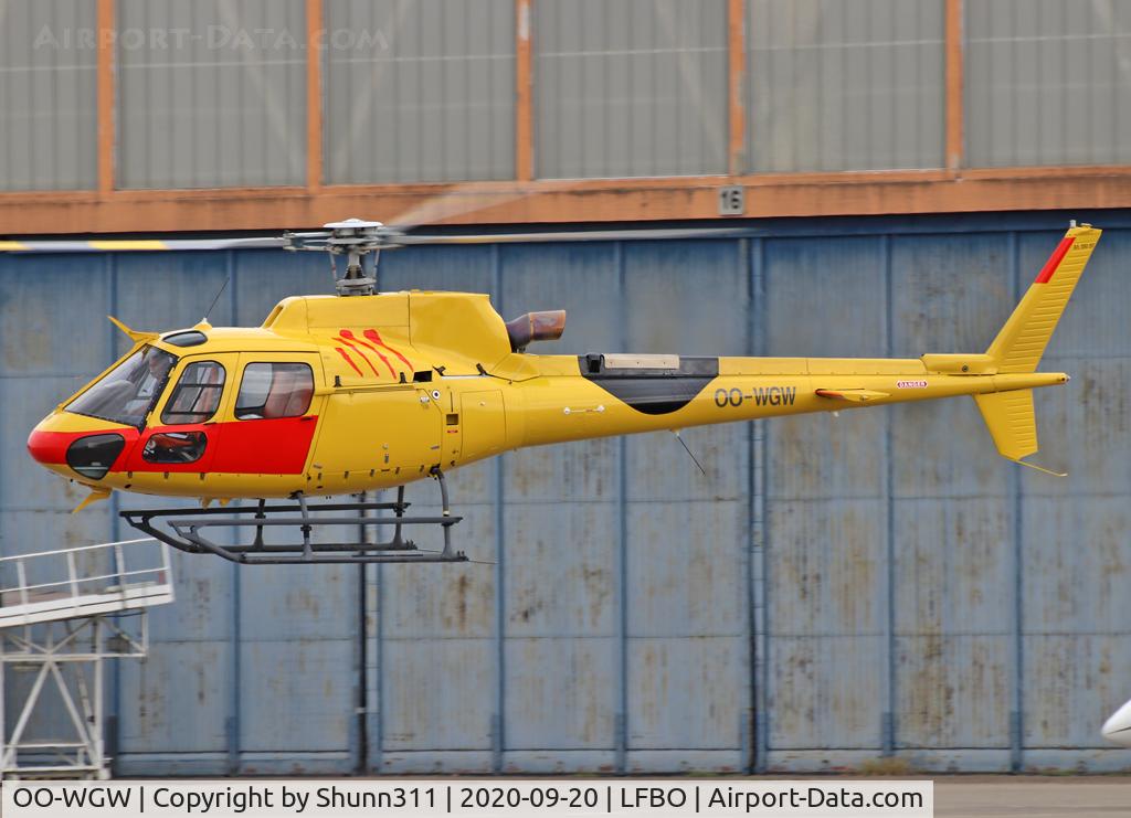 OO-WGW, 2014 Eurocopter AS-350B-3 Ecureuil Ecureuil C/N 7941, Departing from General Aviation area...