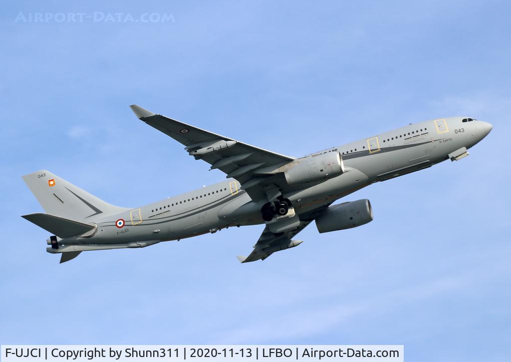 F-UJCI, 2019 Airbus A330-243MRTT C/N 1916, Go around for exercices...