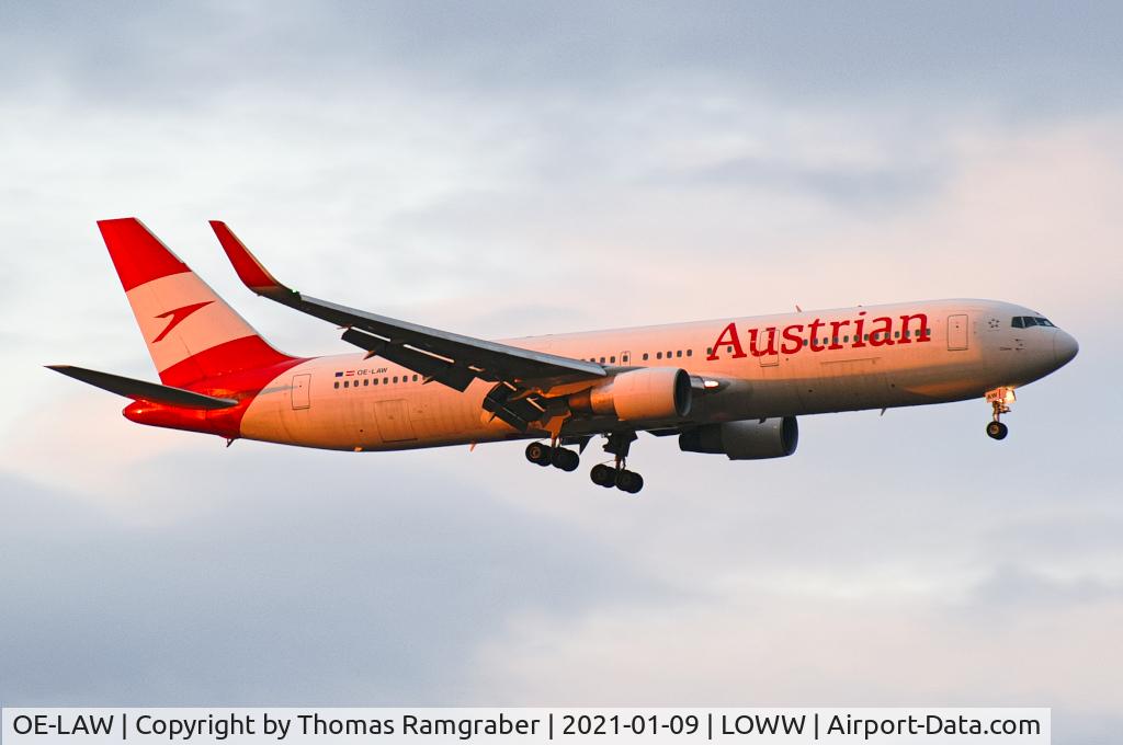 OE-LAW, 1992 Boeing 767-3Z9/ER C/N 26417, Austrian Airlines Boeing 767-300ER