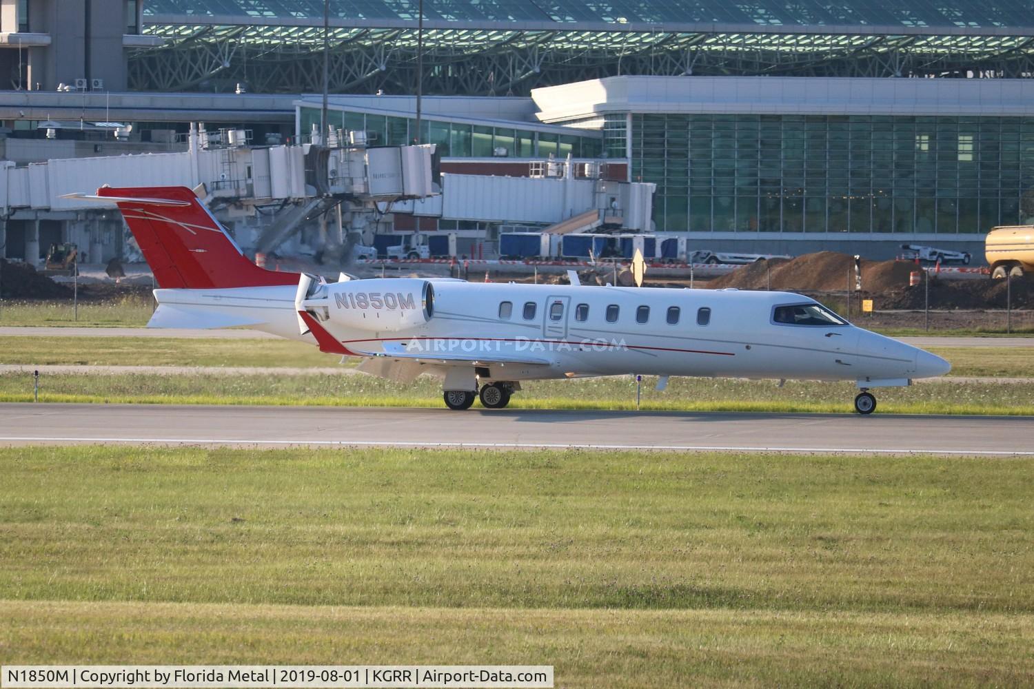 N1850M, 2014 Learjet 75 C/N 45-475, GRR spotting O.M.A.
