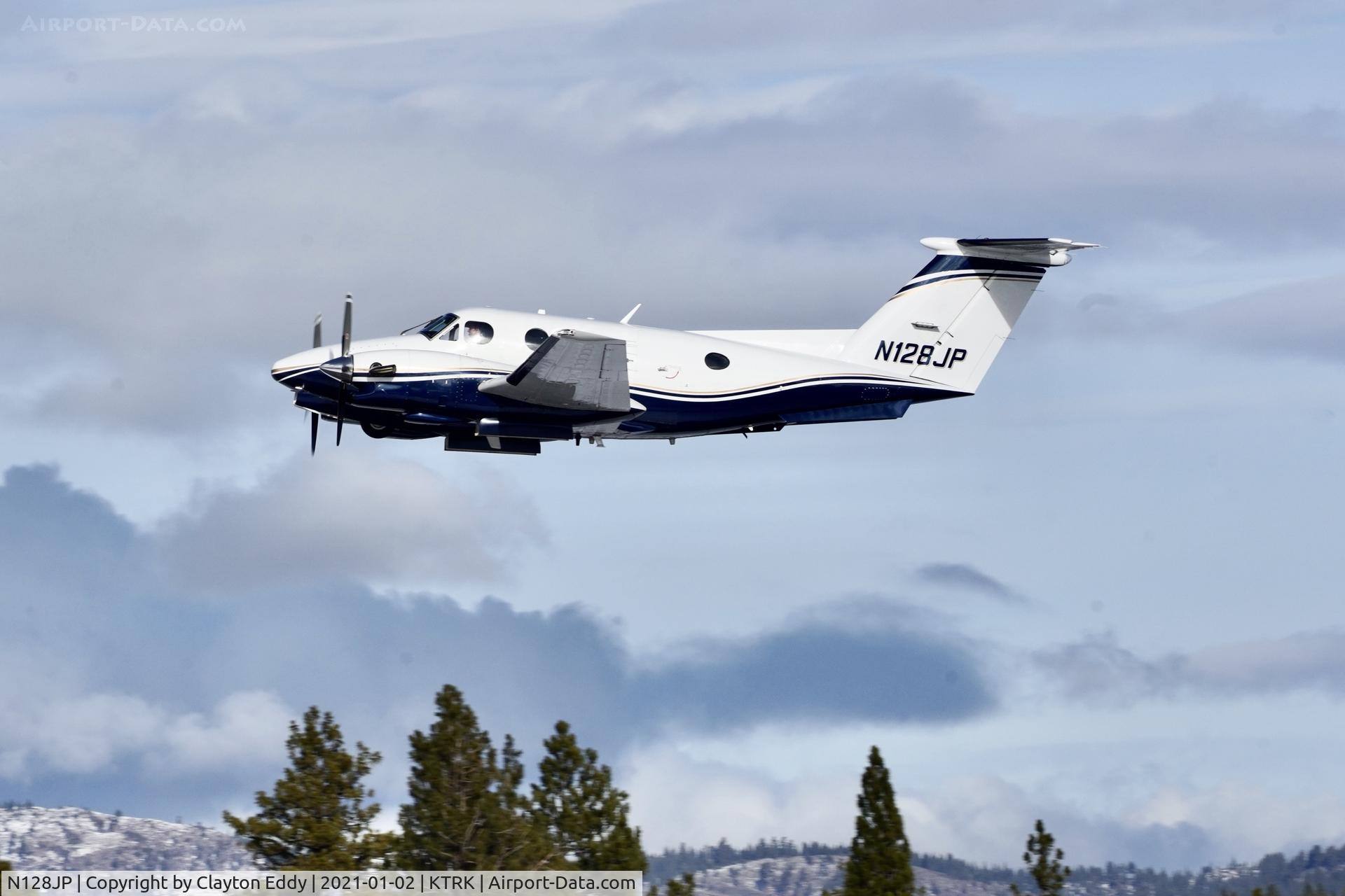 N128JP, 1979 Beech F90 King Air C/N LA-25, Truckee airport California 2021.