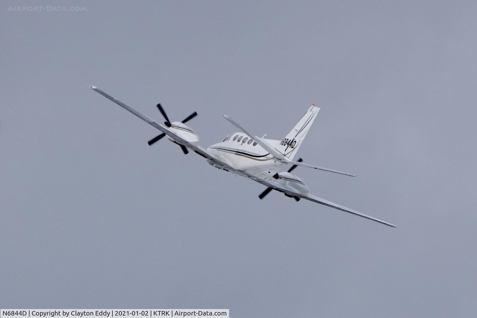 N6844D, 1981 Cessna 425 C/N 425-0062, Truckee airport California 2021.