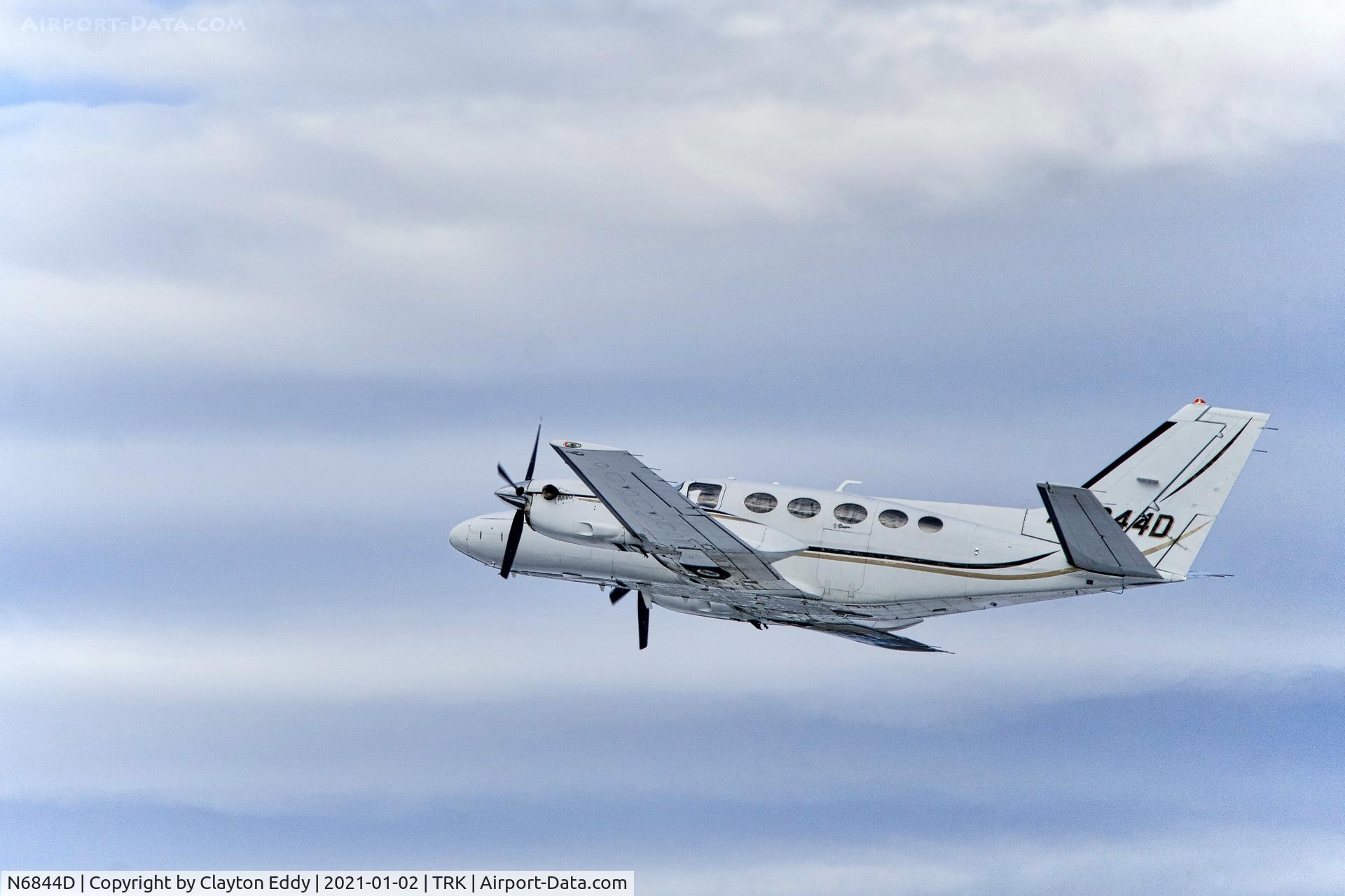 N6844D, 1981 Cessna 425 C/N 425-0062, Truckee airport California 2021.