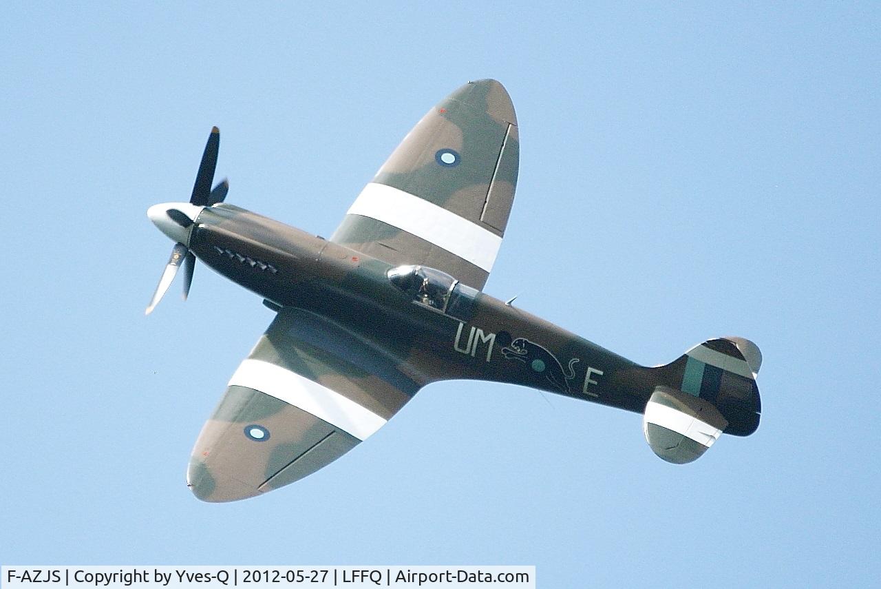 F-AZJS, 1944 Supermarine 389 Spitfire PR.XIX C/N 6S/585110, Supermarine 389 Spitfire PR.XIX, On display, La Ferté-Alais airfield (LFFQ) Air show 2012