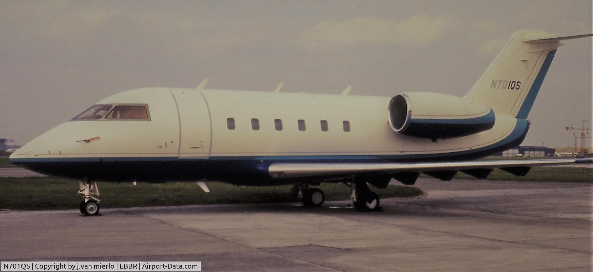 N701QS, 2019 Bombardier Challenger 350 (BD-100-1A10) C/N 20797, scan from slide
