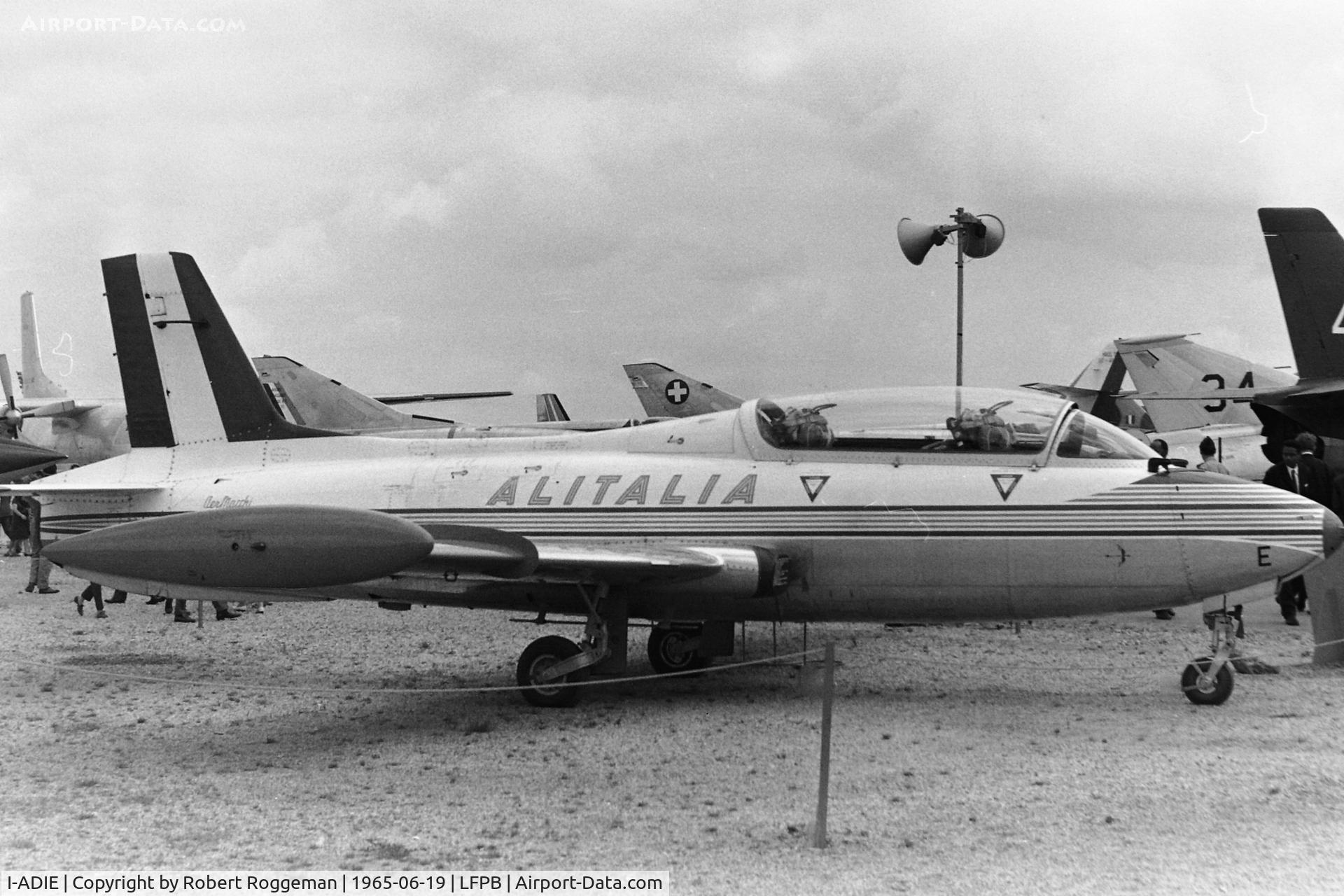 I-ADIE, Aermacchi MB-326D C/N 62-6292, PARIS AIRSHOW.ALITALIA.