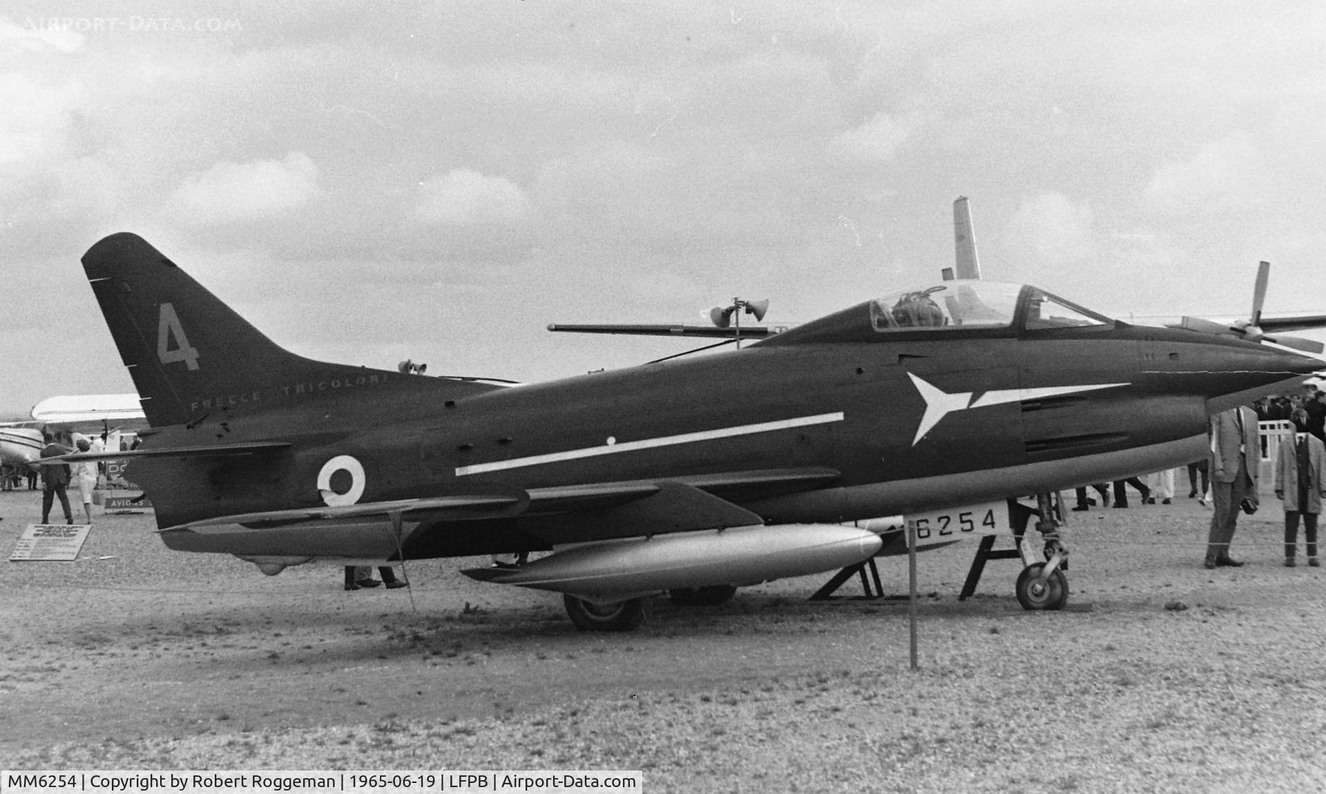 MM6254, Fiat G-91PAN C/N 20, PARIS AIRSHOW.Frecce Tricolori.4.
