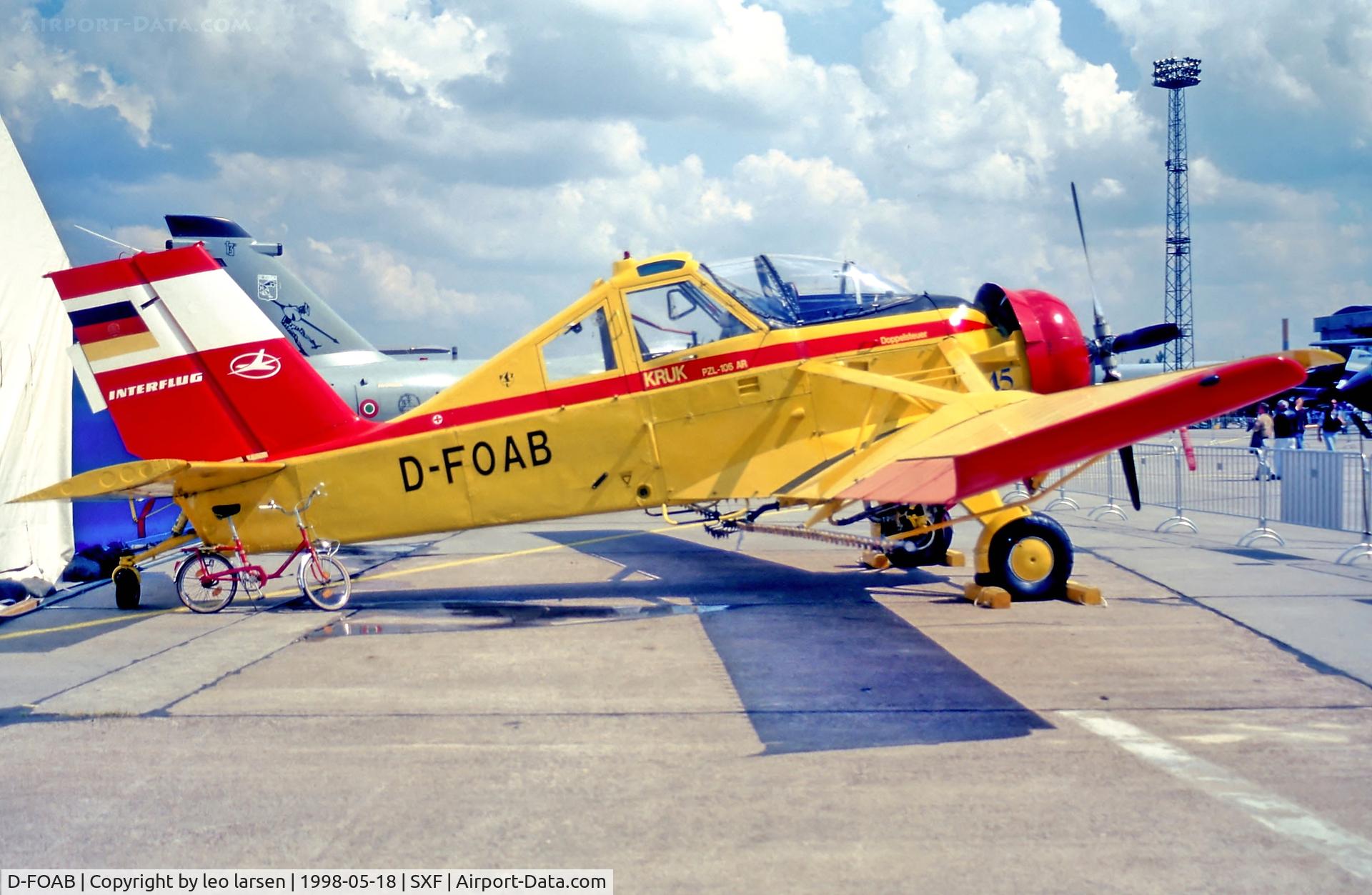 D-FOAB, 1978 PZL-Okecie PZL-106AR/2M Kruk C/N 48040, Berlin Air Show 18.5.1998