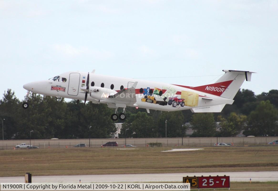 N1900R, 1993 Beech 1900D C/N UE-64, NBAA ORL 2009