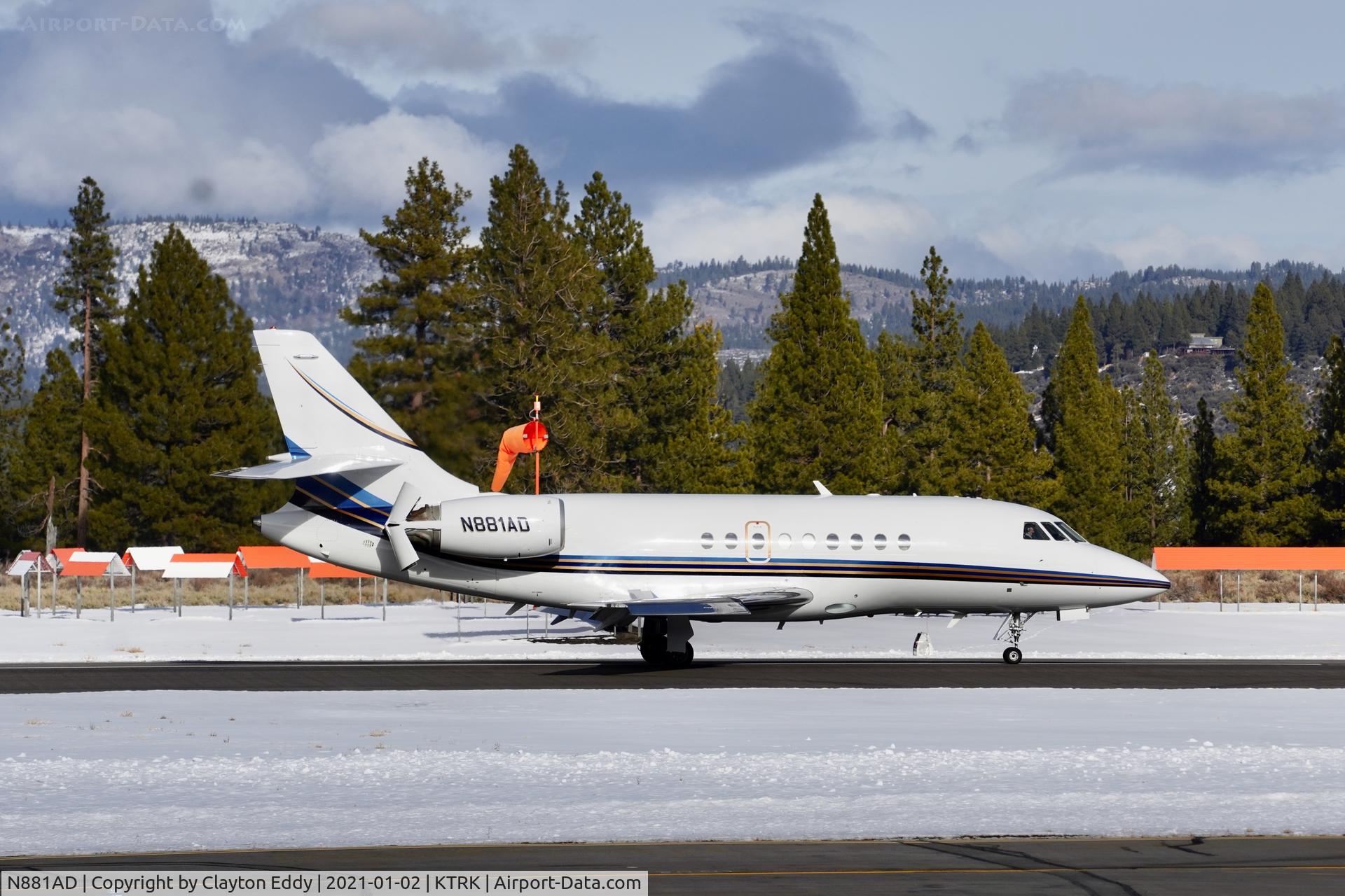 N881AD, 2000 Dassault Falcon 2000 C/N 136, Truckee airport California 2021.